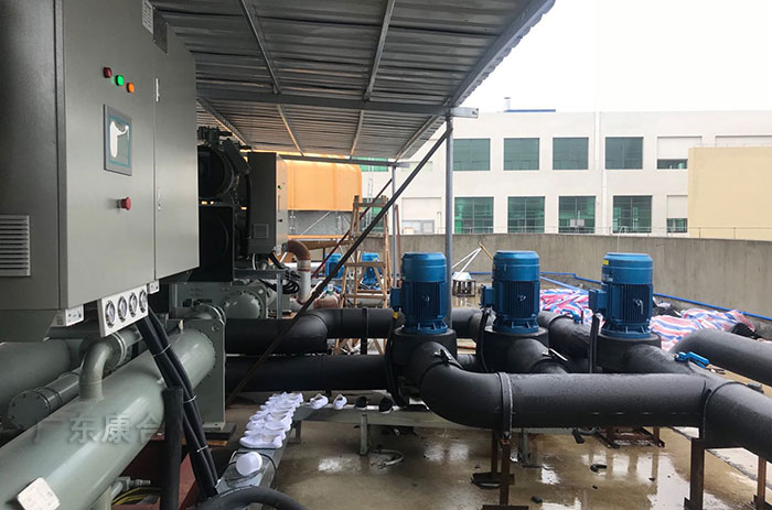 空調(diào)冷水機組圖二