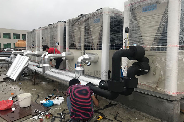 空調(diào)冷水機組圖三